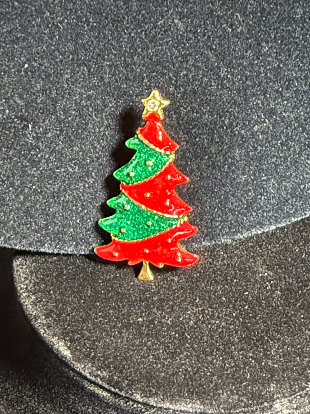 Festive Red & Green Christmas Tree Enamel Pin - Holiday Accessory